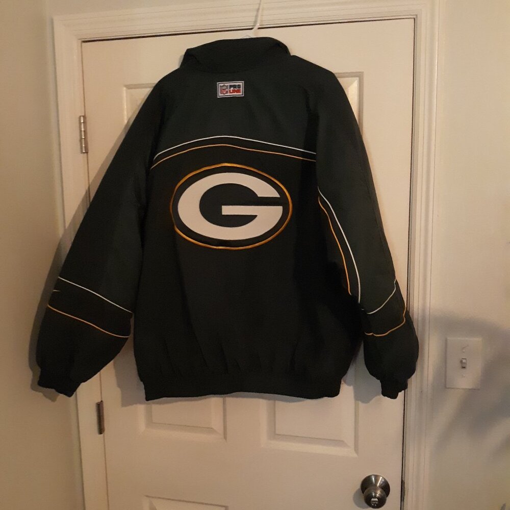 Men Vintage Nike NFL Pro line Green Bay Packers puffer jacket xl